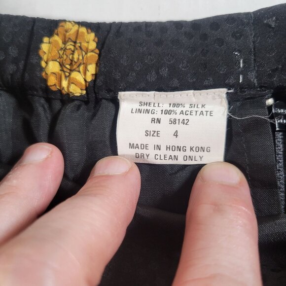 Black Silk Yellow Floral Pattern 100% Silk Shell Mid-Calf Pencil Skirt Size 4 - Picture 2 of 5